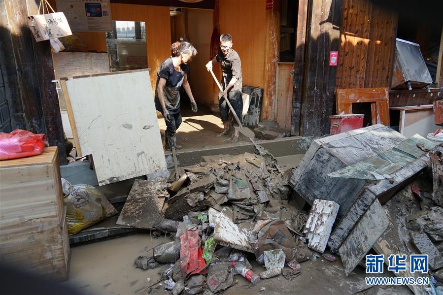 （關(guān)注&ldquo;利奇馬&rdquo;&middot;圖文互動(dòng)）（4）古城洪災(zāi) 八方馳援&mdash;&mdash;洪水災(zāi)害下的浙江臨?，F(xiàn)場(chǎng)目擊