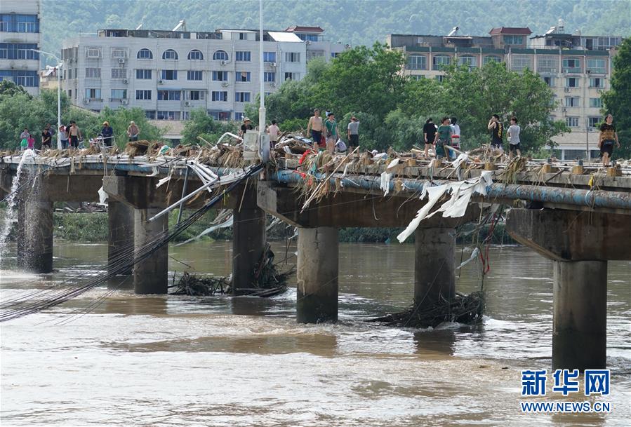 （關(guān)注&ldquo;利奇馬&rdquo;&middot;圖文互動(dòng)）（5）古城洪災(zāi) 八方馳援&mdash;&mdash;洪水災(zāi)害下的浙江臨?，F(xiàn)場(chǎng)目擊
