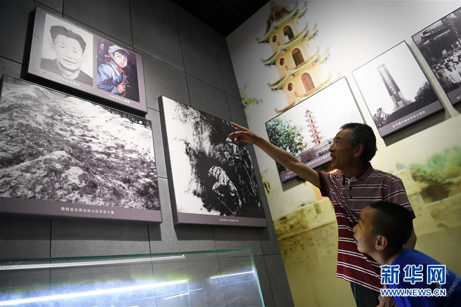 （新華全媒頭條&middot;壯麗70年&middot;奮斗新時(shí)代&mdash;&mdash;記者再走長征路&middot;圖文互動(dòng)）（11）凝聚起救亡圖存的磅礴力量&mdash;&mdash;追記紅軍長征大會(huì)師