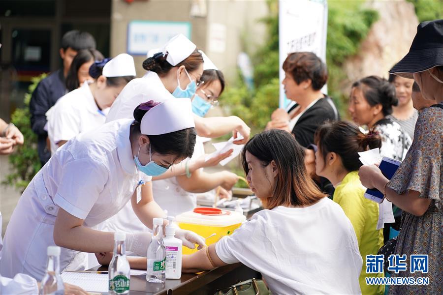 （壯麗70年&middot;奮斗新時(shí)代&mdash;&mdash;共和國(guó)發(fā)展成就巡禮&middot;圖文互動(dòng)）（10）人民至上的生動(dòng)實(shí)踐&mdash;&mdash;共和國(guó)民生發(fā)展成就巡禮