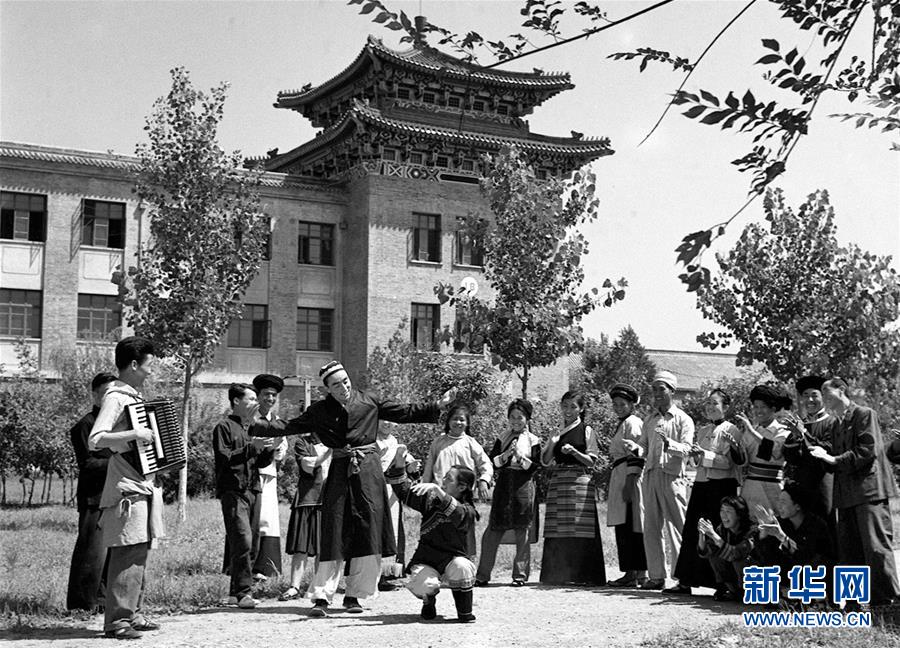 （壯麗70年&middot;奮斗新時(shí)代&mdash;&mdash;新中國(guó)崢嶸歲月）（3）中華民族大家庭
