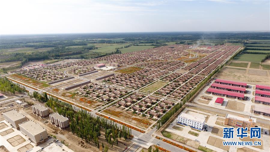 （決戰(zhàn)決勝扶貧攻堅(jiān)&middot;圖文互動(dòng)）（1）凝心聚力奔小康&mdash;&mdash;新疆南疆四地州脫貧攻堅(jiān)成就綜述