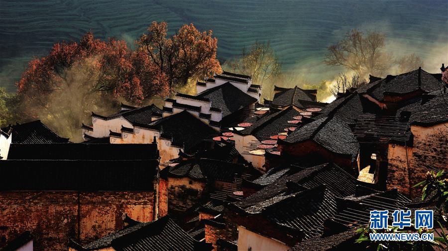（圖文互動(dòng)）（10）鄉(xiāng)村攝影師、鄉(xiāng)村&ldquo;模特&rdquo;、民宿店主&mdash;&mdash;鄉(xiāng)村旅游推動(dòng)婺源農(nóng)民生活方式發(fā)生新變化