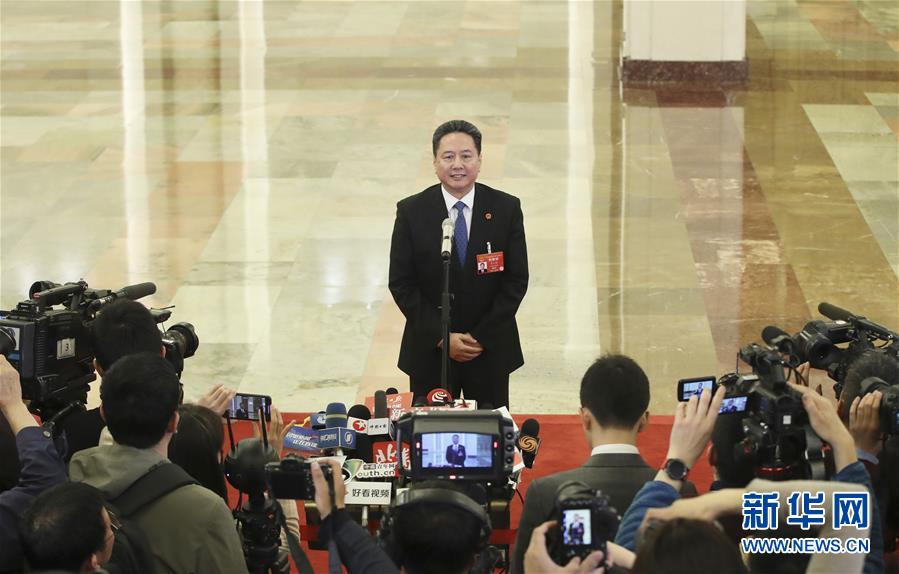 （兩會(huì)&middot;面對(duì)面）（3）采訪部長(zhǎng)