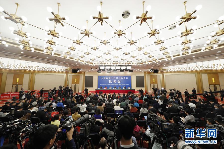 （兩會&middot;XHDW）（9）政協(xié)委員談優(yōu)化營商環(huán)境、促進民營經(jīng)濟高質(zhì)量發(fā)展