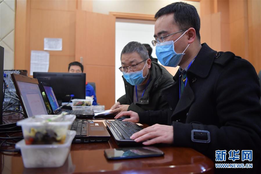 （聚焦疫情防控&middot;圖文互動(dòng)）（4）他們用堅(jiān)守筑起一道道防線(xiàn)&mdash;&mdash;記江西戰(zhàn)&ldquo;疫&rdquo;一線(xiàn)的基層黨員干部