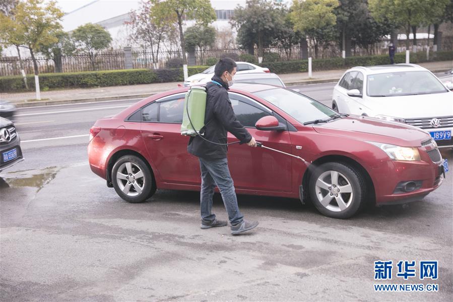 （來自經(jīng)濟前沿的故事&middot;企業(yè)復工復產(chǎn)&middot;圖文互動）（5）&ldquo;開門紅包&rdquo;變&ldquo;消毒迎門&rdquo;&mdash;&mdash;長沙高新區(qū)一家企業(yè)復工的&ldquo;拼勁&rdquo;