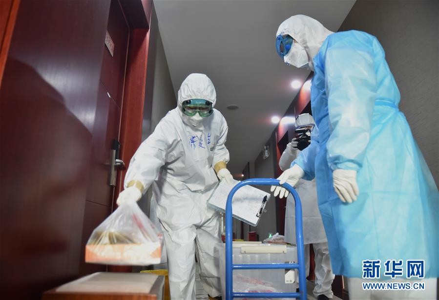 （聚焦疫情防控&middot;圖文互動）（3）&ldquo;感恩每一位&lsquo;不曾謀面&rsquo;的醫(yī)護(hù)人員&rdquo;&mdash;&mdash;探訪返京人員醫(yī)學(xué)集中隔離觀察點