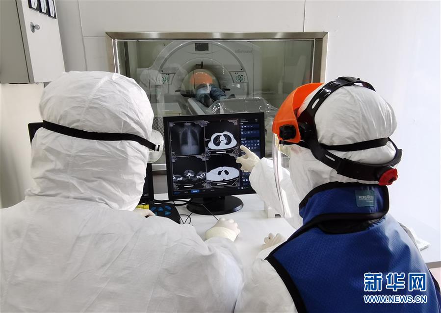 （在習近平新時代中國特色社會主義思想指引下&mdash;&mdash;新時代新作為新篇章&middot;習近平總書記關切事&middot;圖文互動）（9）高擎利劍驅疫魔&mdash;&mdash;科研攻關助力湖北戰(zhàn)&ldquo;疫&rdquo;記