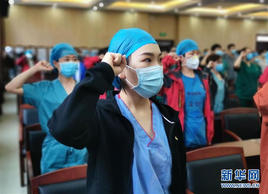 （圖文互動(dòng)）（1）長(zhǎng)大，只是一瞬間的事&mdash;&mdash;天津&ldquo;90后&rdquo;護(hù)士的武漢戰(zhàn)&ldquo;疫&rdquo;記憶