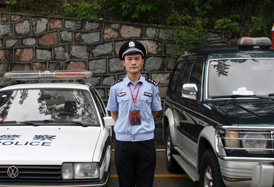（為了民族復興&middot;英雄烈士譜&middot;圖文互動）張寧海：&ldquo;請跟我走，我來為大家照亮&hellip;&hellip;&rdquo;