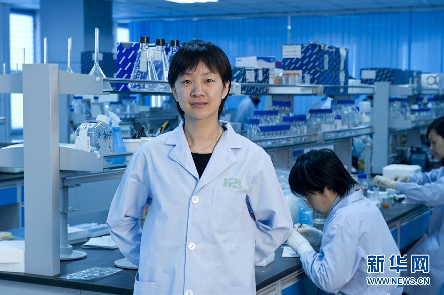 （習(xí)近平致敬的戰(zhàn)&ldquo;疫&rdquo;英雄&middot;科技工作者篇&middot;圖文互動）（1）他們，爭分奪秒與病魔較量