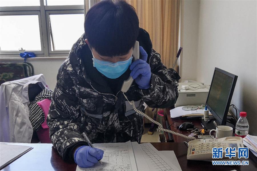 （一線抗疫群英譜&middot;圖文互動(dòng)）（2）大學(xué)生志愿者譚藝西：在武漢，我和媽媽共戰(zhàn)&ldquo;疫&rdquo;