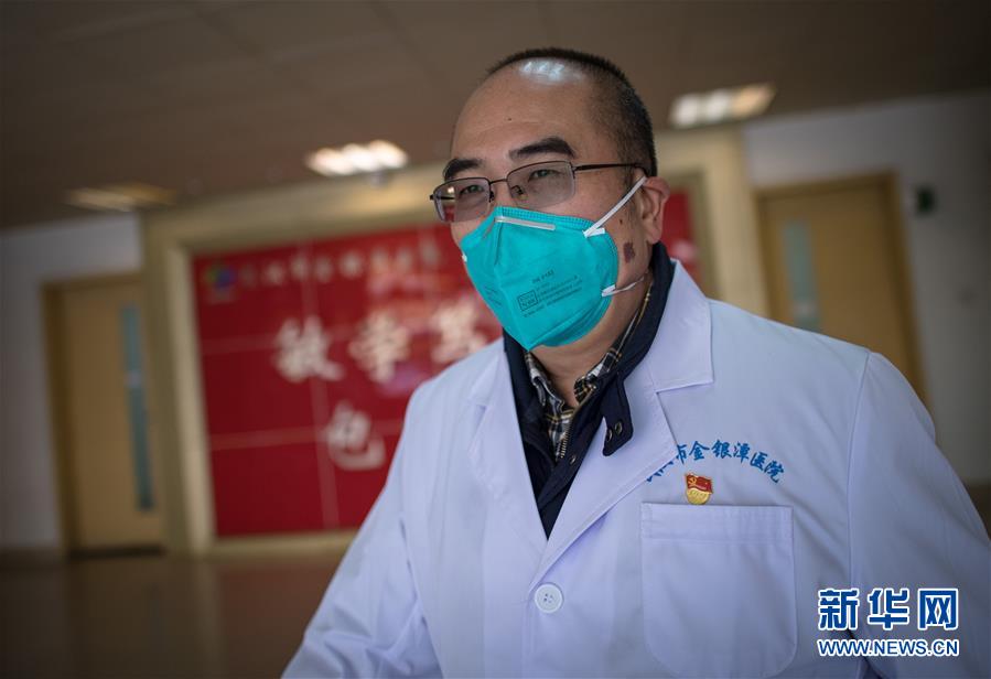 （新華全媒頭條&middot;習(xí)近平致敬的戰(zhàn)&ldquo;疫&rdquo;英雄&middot;武漢人民篇&middot;圖文互動）（5）壯哉，大武漢&mdash;&mdash;獻(xiàn)給英雄的武漢人民