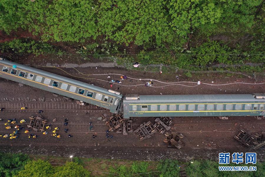 （圖文互動）（1）列車為何沒能及時停?。?mdash;&mdash;京廣線T179次列車脫軌事件追蹤