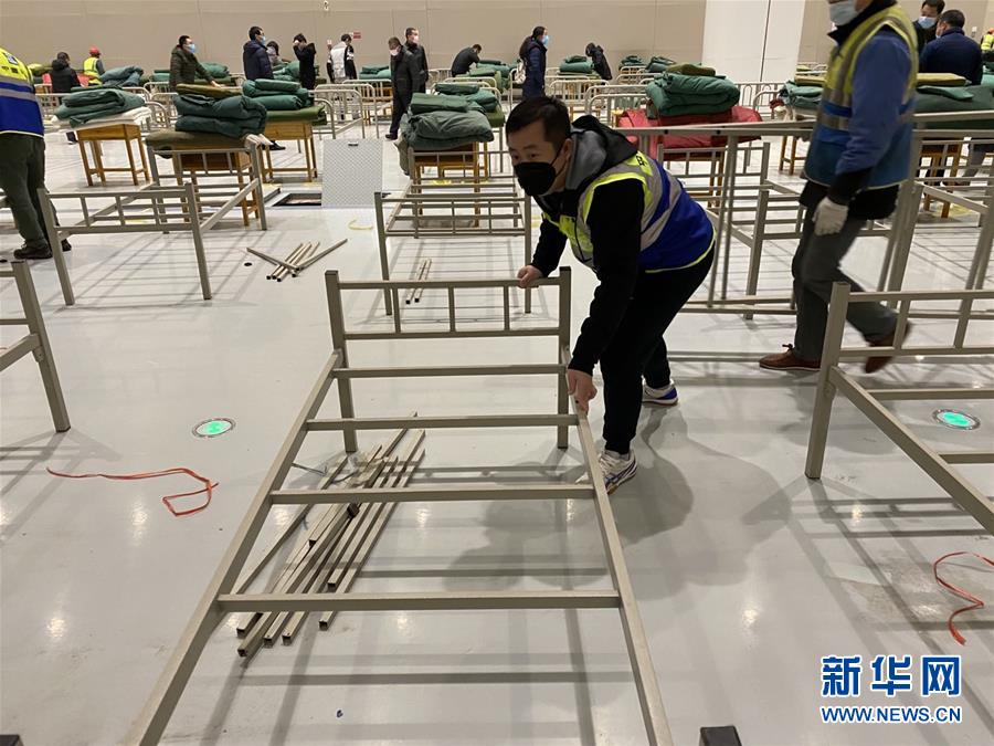 （新華全媒頭條&middot;圖文互動）（11）致敬&ldquo;沉默的英雄&rdquo;&mdash;&mdash;記武漢火神山雷神山醫(yī)院的建設者