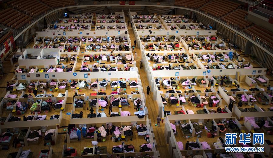 （聚焦疫情防控&middot;圖文互動）（4）團(tuán)結(jié)起來！我們?nèi)f眾一心！&mdash;&mdash;中國抗疫人民力量的生動實踐