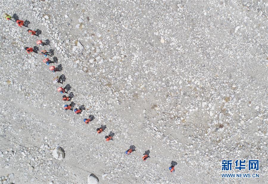 （圖文互動(dòng)）（6）世界之巔&ldquo;測(cè)&rdquo;忠誠(chéng)&mdash;&mdash;2020珠峰高程測(cè)量作業(yè)一瞥