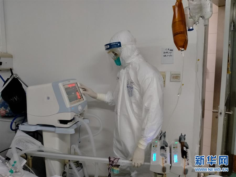 （在習(xí)近平新時(shí)代中國(guó)特色社會(huì)主義思想指引下&mdash;&mdash;新時(shí)代新作為新篇章&middot;習(xí)近平總書(shū)記關(guān)切事&middot;圖文互動(dòng)）（2）青春的顏色是什么？