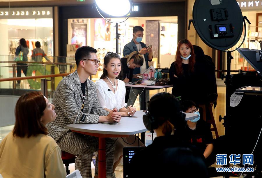 （新華全媒頭條&middot;圖文互動(dòng)）（2）&ldquo;風(fēng)&rdquo;起&ldquo;云&rdquo;涌 中國品牌在全球戰(zhàn)&ldquo;疫&rdquo;中崛起