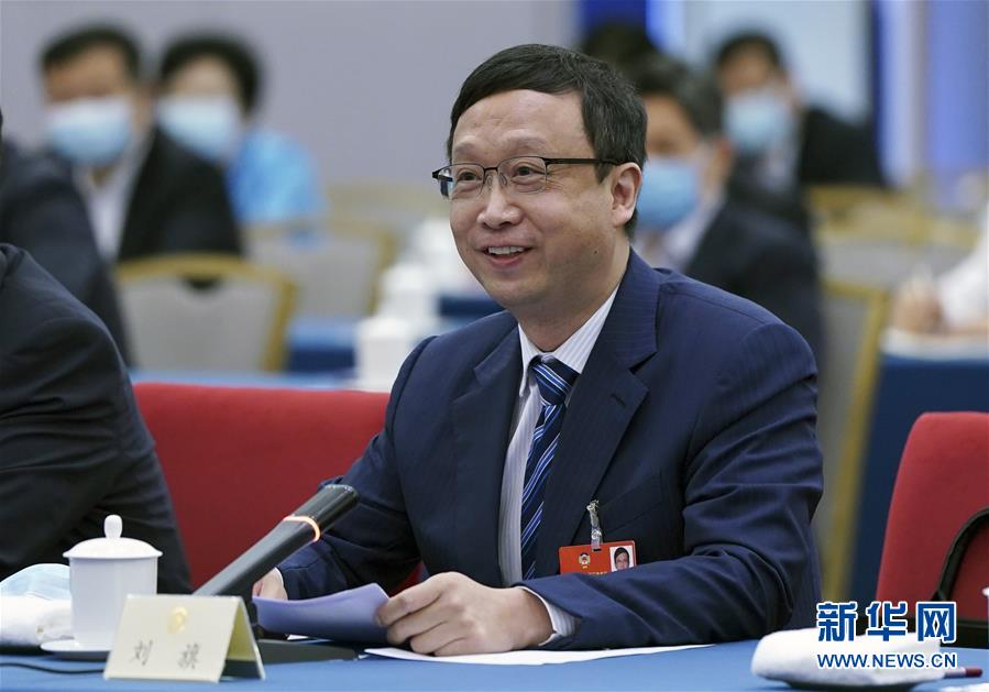 （新華全媒頭條&middot;圖文互動）（4）從人民中汲取磅礴力量&mdash;&mdash;習(xí)近平總書記同出席2020年全國兩會人大代表、政協(xié)委員共商國是紀(jì)實