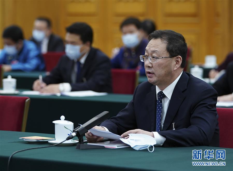（新華全媒頭條&middot;圖文互動）（9）從人民中汲取磅礴力量&mdash;&mdash;習(xí)近平總書記同出席2020年全國兩會人大代表、政協(xié)委員共商國是紀(jì)實