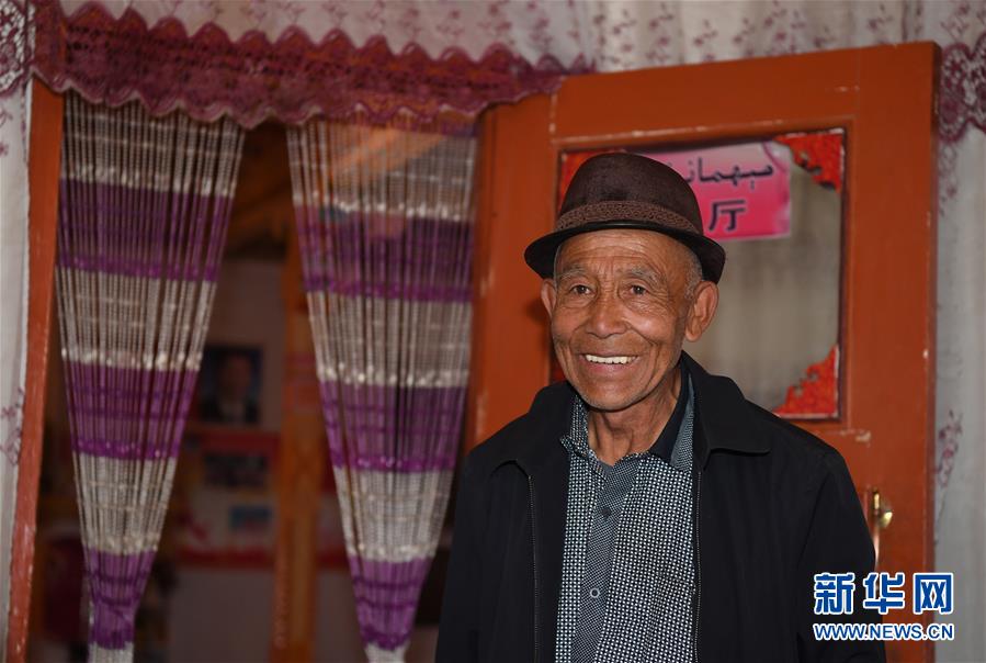 （決戰(zhàn)決勝脫貧攻堅(jiān)&middot;聚焦三區(qū)三州&middot;圖文互動）（6）昆侖山村建起停車場