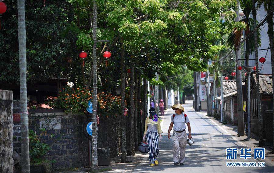 （新華全媒頭條&middot;走向我們的小康生活&middot;圖文互動）（12）留住鄉(xiāng)愁留住美&mdash;&mdash;千村競秀綴瓊州
