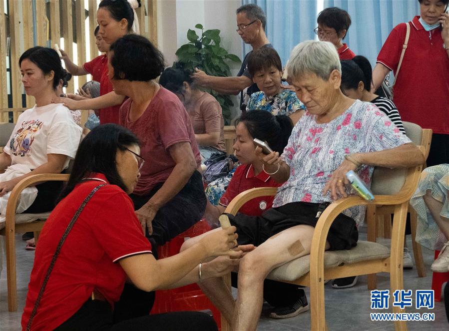 （新時代文明實踐&middot;圖文互動）（7）文明新風(fēng)惠萬家&mdash;&mdash;新時代文明實踐助推常態(tài)化做好群眾工作