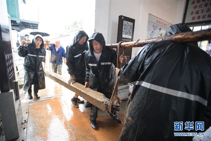 （新華全媒頭條&middot;圖文互動(dòng)）（9）筑起共御水患的鋼鐵長堤&mdash;&mdash;戰(zhàn)洪一線的&ldquo;干群關(guān)系新答卷&rdquo;