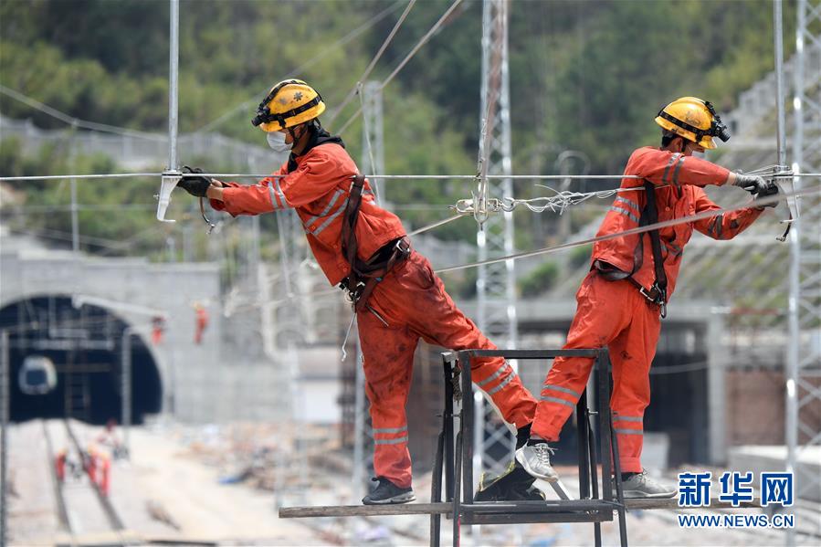 （新華全媒頭條&middot;走向我們的小康生活&middot;圖文互動(dòng)）（4）弱鳥先飛今翱翔&mdash;&mdash;閩東寧德振興啟示錄