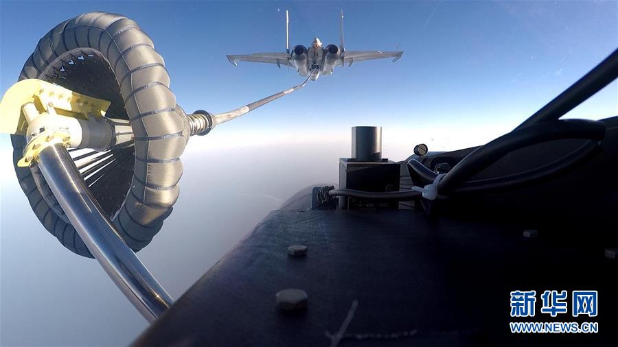 （在習近平強軍思想指引下&middot;我們在戰(zhàn)位報告&middot;圖文互動）（9）奮飛在新時代的海天&mdash;&mdash;海軍某艦載航空兵部隊備戰(zhàn)打仗記事