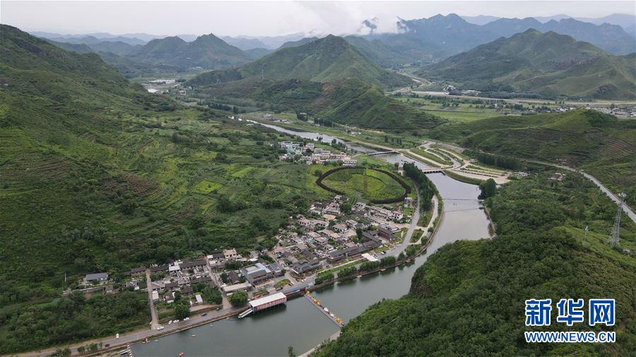 （新華全媒頭條&middot;走向我們的小康生活&middot;圖文互動）（5）長城腳下，小康村串成&ldquo;珍珠鏈&rdquo;