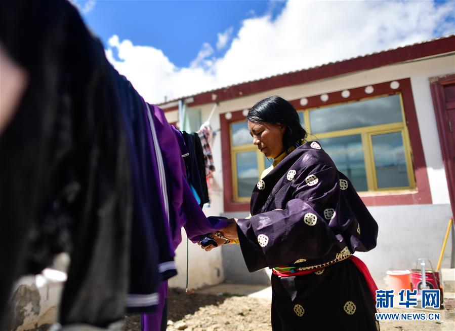 （新華全媒頭條&middot;走向我們的小康生活&middot;圖文互動(dòng)）（7）綠色繪就三江源&mdash;&mdash;來自青海脫貧奔小康一線的蹲點(diǎn)報(bào)告