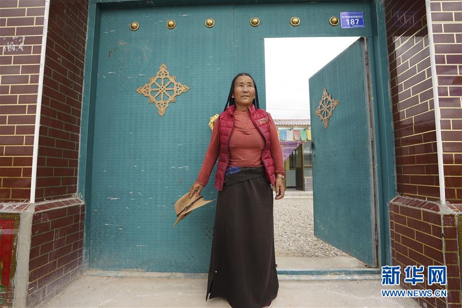 （新華全媒頭條&middot;走向我們的小康生活&middot;決戰(zhàn)決勝脫貧攻堅&middot;圖文互動）（12）高原上綻放的光芒&mdash;&mdash;來自青海攻克深度貧困堡壘的故事