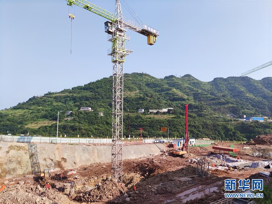 （走向我們的小康生活&middot;決戰(zhàn)決勝脫貧攻堅(jiān)&middot;圖文互動(dòng)）（4）&ldquo;萬(wàn)里長(zhǎng)江第一港&rdquo;的新藍(lán)圖