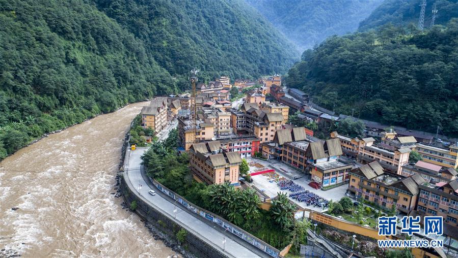 (新華全媒頭條·決戰(zhàn)決勝脫貧攻堅(jiān)·督戰(zhàn)未摘帽貧困縣·圖文互動)(5)脫貧的歌聲——云南直過民族和人口較少民族共入新時代