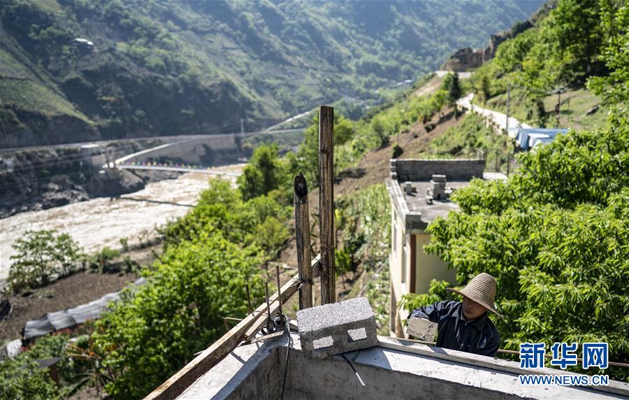 (新華全媒頭條·決戰(zhàn)決勝脫貧攻堅(jiān)·督戰(zhàn)未摘帽貧困縣·圖文互動)(12)脫貧的歌聲——云南直過民族和人口較少民族共入新時代