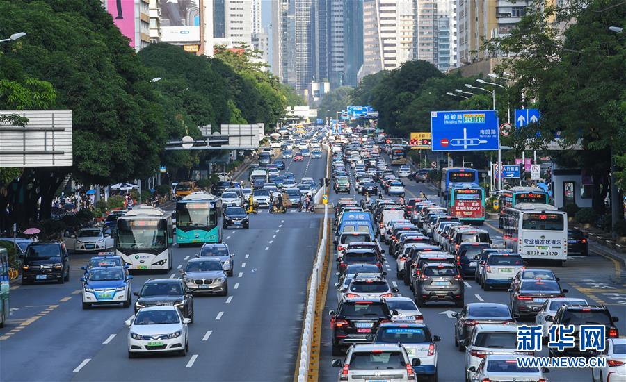 （深圳特區(qū)40年&middot;圖文互動(dòng)）（1）&ldquo;智&rdquo;行千里&mdash;&mdash;特大城市交通治理的深圳樣板