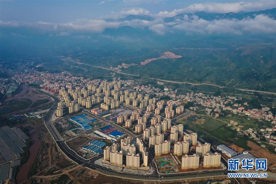 (新華全媒頭條·圖文互動(dòng))(3)決戰(zhàn)決勝奪取脫貧攻堅(jiān)戰(zhàn)全面勝利——寫(xiě)在第7個(gè)國(guó)家扶貧日之際