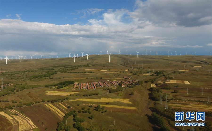 （新華全媒頭條&middot;圖文互動(dòng)）（2）擘畫(huà)新藍(lán)圖 開(kāi)啟新征程&mdash;&mdash;寫(xiě)在黨的十九屆五中全會(huì)召開(kāi)之際