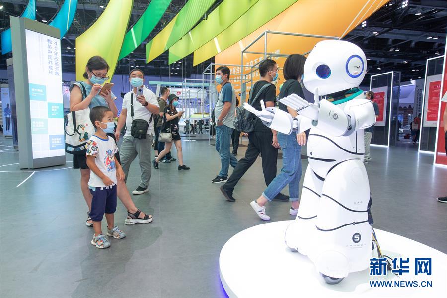 （新華全媒頭條&middot;圖文互動(dòng)）（9）擘畫(huà)新藍(lán)圖 開(kāi)啟新征程&mdash;&mdash;寫(xiě)在黨的十九屆五中全會(huì)召開(kāi)之際