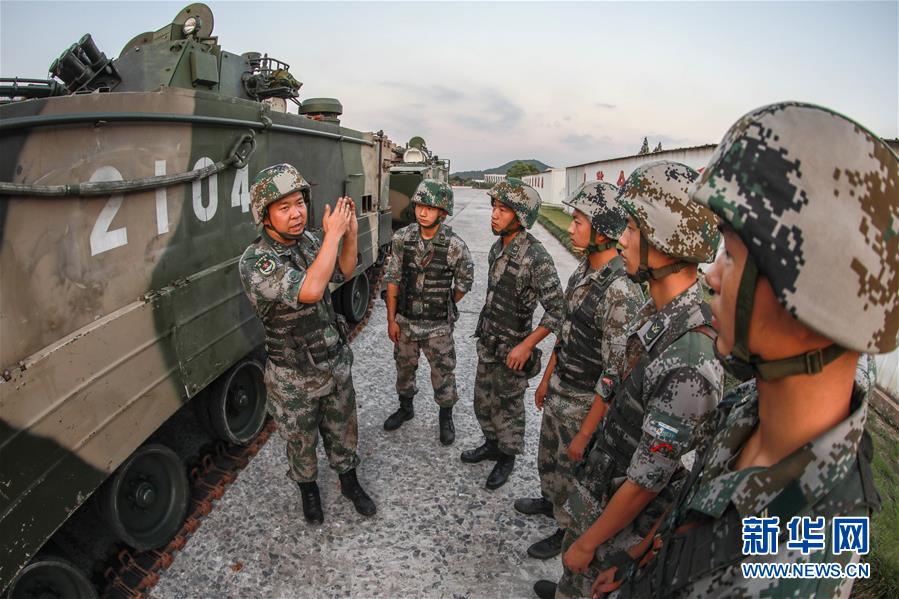 （圖文互動）（2）新時代的&ldquo;勝戰(zhàn)先鋒&rdquo;&mdash;&mdash;第72集團(tuán)軍某旅兩棲裝甲技師譚斌生死沖鋒盡顯勝戰(zhàn)本色