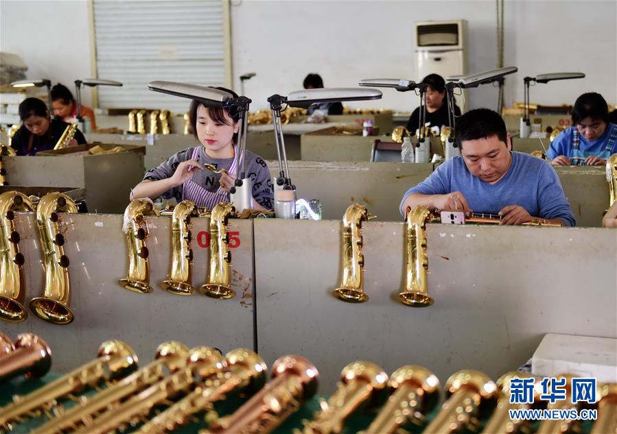 (全面建成小康社會“百城千縣萬村調研行”·圖文互動)(4)河北周窩:“音樂小鎮(zhèn)”奏響鄉(xiāng)村振興協奏曲