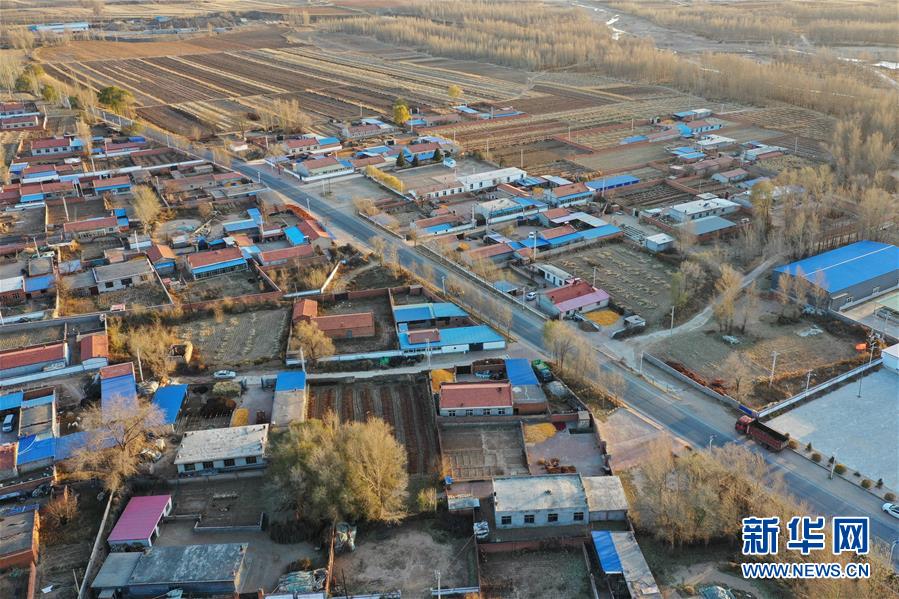 （全面建成小康社會&ldquo;百城千縣萬村&rdquo;調研行&middot;圖文互動）（2）互助互利，小甘薯帶來甜蜜日子&mdash;&mdash;內蒙古奈曼旗互利村闖出產業(yè)致富之路