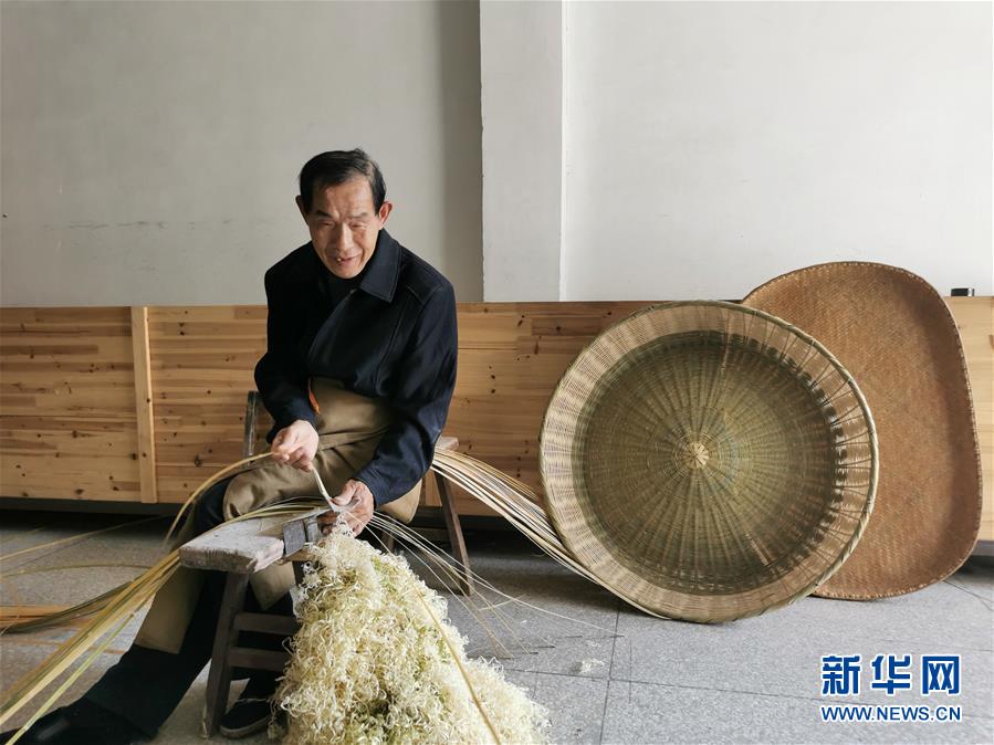 （決戰(zhàn)決勝脫貧攻堅&middot;圖文互動）（4）咬定&ldquo;茶&rdquo;山不放松&mdash;&mdash;安徽大別山區(qū)石佛村依靠茶產(chǎn)業(yè)脫貧致富見聞