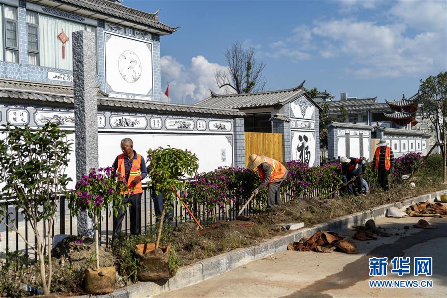 （五中全會(huì)精神在基層&middot;圖文互動(dòng)）（4）一湖清水映&ldquo;綠&rdquo;廊&mdash;&mdash;高原明珠洱海&ldquo;顏值&rdquo;再提升