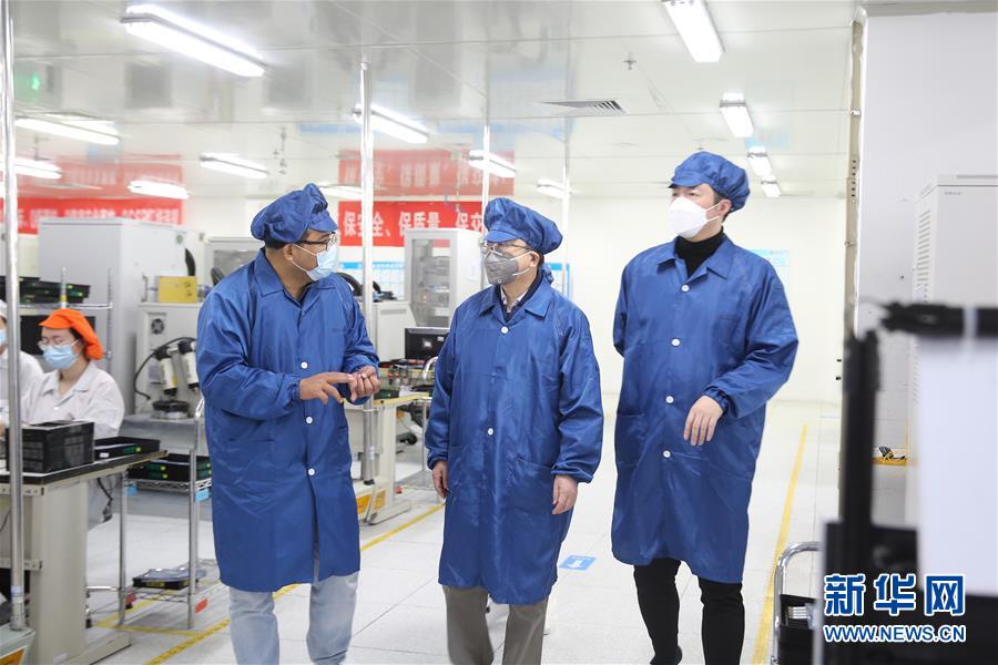 （代表委員履職&middot;圖文互動(dòng)）（1）&ldquo;化危為機(jī)靠創(chuàng)新&rdquo;&mdash;&mdash;全國(guó)人大代表馬新強(qiáng)履職記