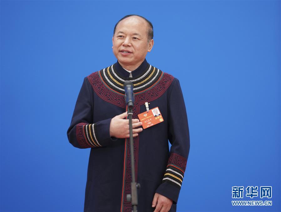 （新華全媒頭條&middot;兩會(huì)特別報(bào)道&middot;圖文互動(dòng)）（4）凝聚起決戰(zhàn)決勝的人民偉力&mdash;&mdash;2020年全國(guó)兩會(huì)巡禮