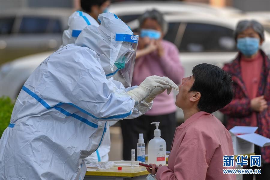 （新華全媒頭條&middot;兩會(huì)精神看落實(shí)&middot;圖文互動(dòng)）（5）整體謀劃、系統(tǒng)升級(jí)、全面提升&mdash;&mdash;落實(shí)全國兩會(huì)精神織牢織密公共衛(wèi)生防護(hù)網(wǎng)